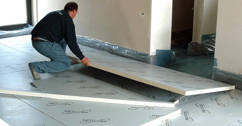 Как утеплить холодный пол в квартире: эффективные способы и решения