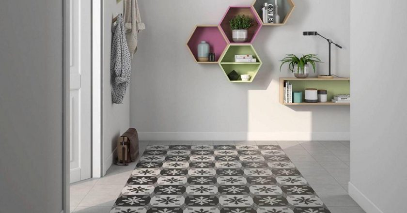 Как выбрать напольную плитку для прихожей: практические советы и рекомендации