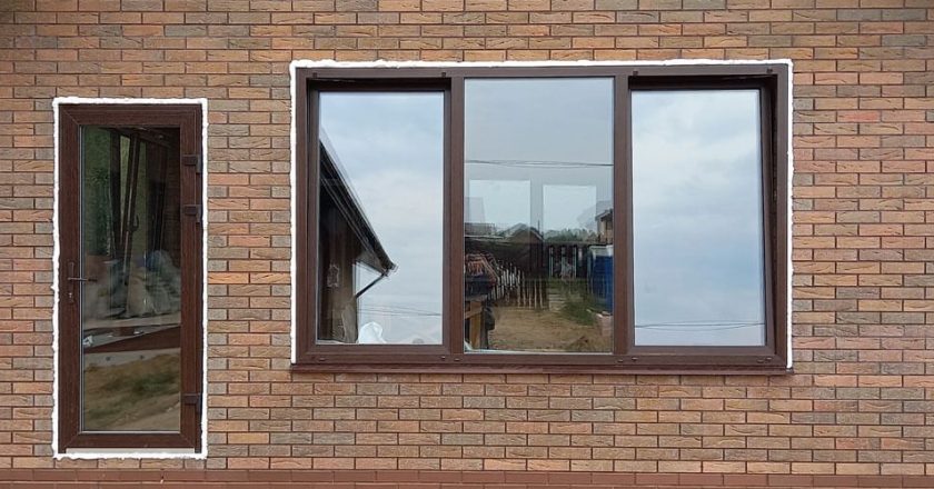 Как выбрать окна для фасада дома