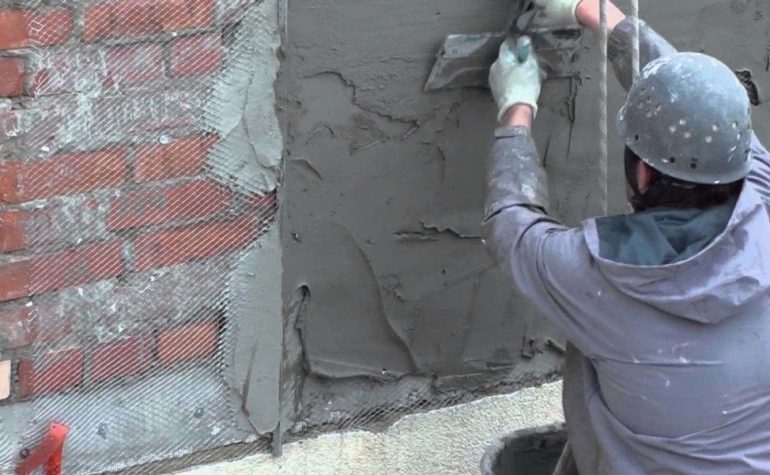 Топ ошибок при самостоятельном ремонте фасада: от подготовки основания до отделки